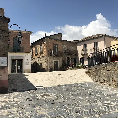 Genti Delle Alture Apice Vecchio